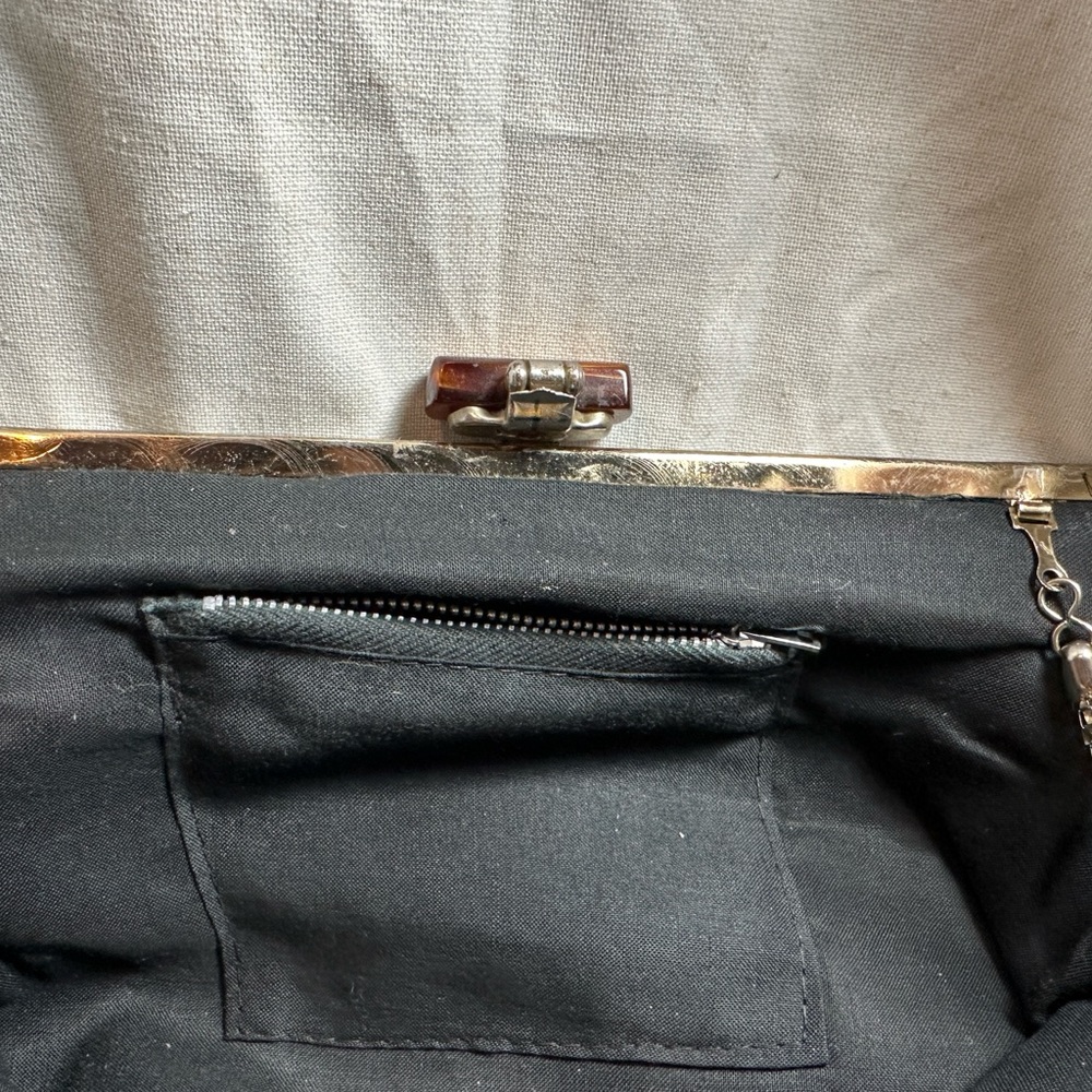 Vintage VTG Floral Tapestry Clutch with Chain Strap - Picture 11 of 15